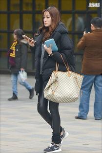 丝袜皮裤美女骚妇,探寻骚妇的性感魅力